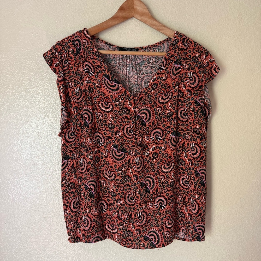 ❇️Rachel Zoe Red and Black Patterned Blouse 2 for $22❇️